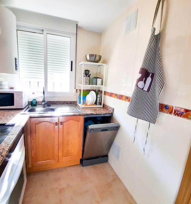 Naranja Apartament On The Beach 2 Bedrooms أوروبيسا ذيل مار المظهر الخارجي الصورة