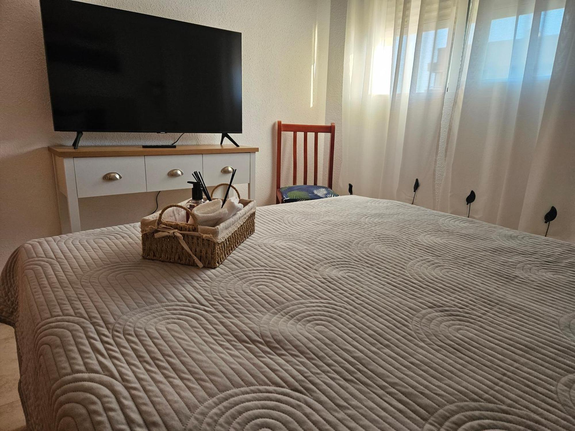 Naranja Apartament On The Beach 2 Bedrooms أوروبيسا ذيل مار المظهر الخارجي الصورة